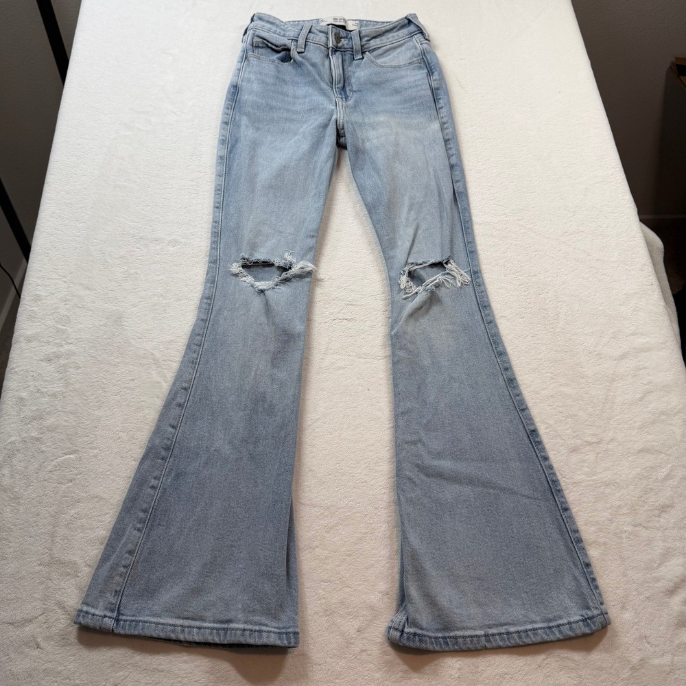 Hollister High-Rise Flare Jeans Womens 00R W24 Light Blue Good Distressed Knee